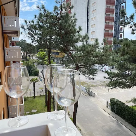 Apartamento Lovely In & Parking Lignano Sabbiadoro